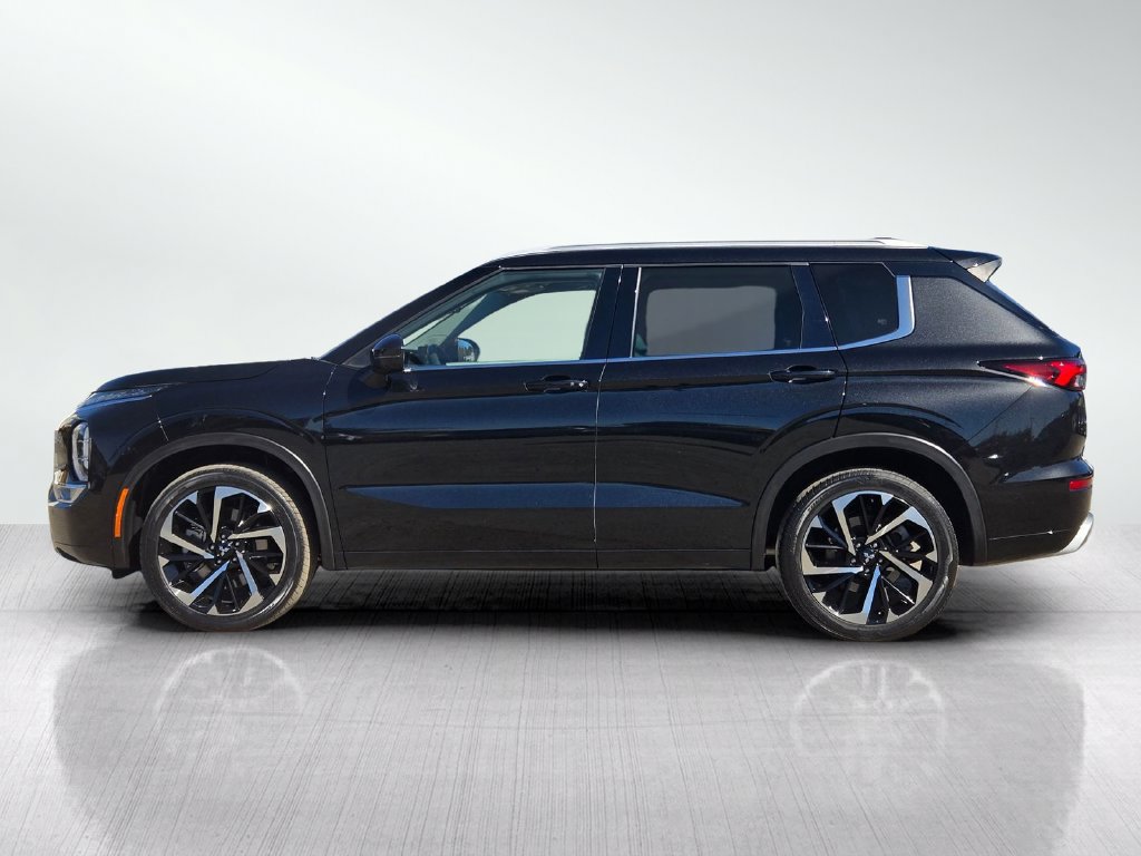 Used 2023 Mitsubishi Outlander SEL FWD image 9