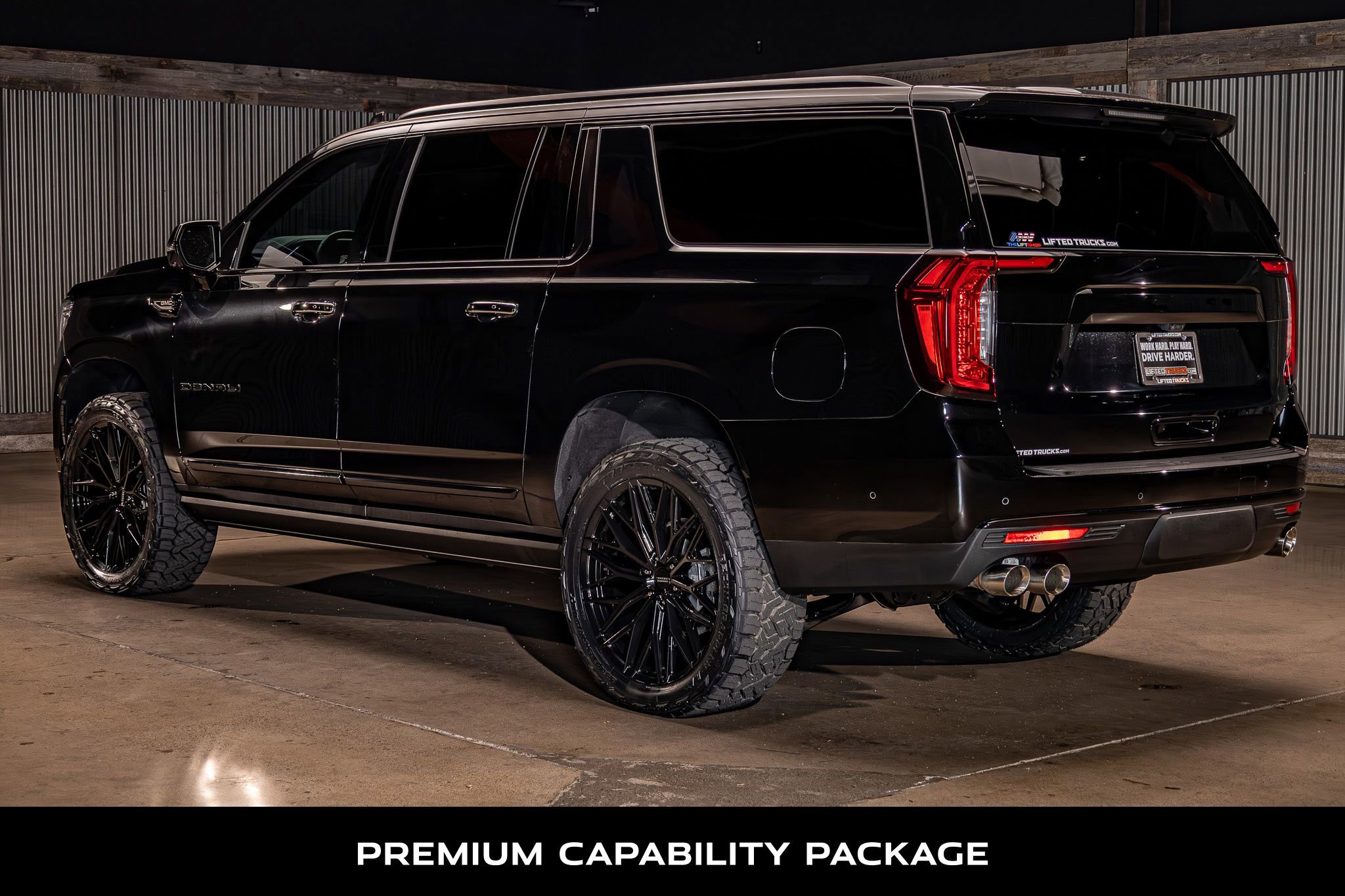 Used 2024 GMC Yukon XL Denali w/ Denali Reserve Package image 7