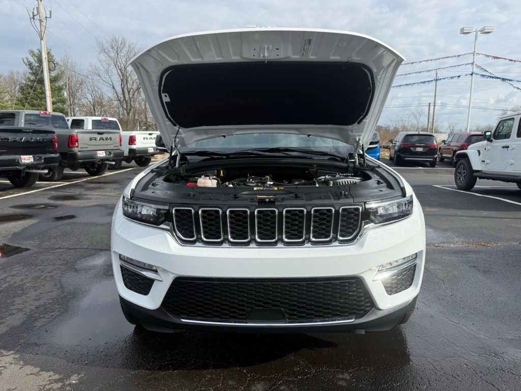 Used 2025 Jeep Grand Cherokee Limited image 58
