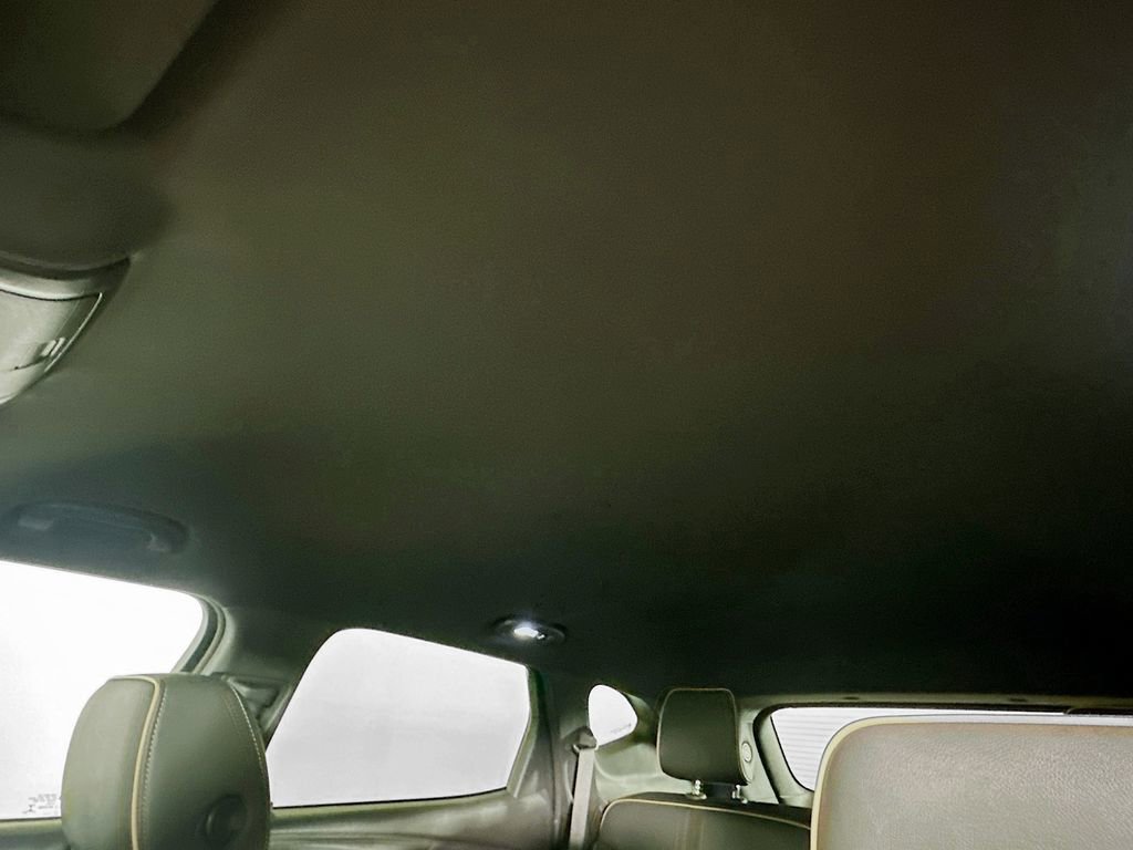 Used 2019 Chevrolet Blazer Premier w/ Driver Confidence II Package image 21