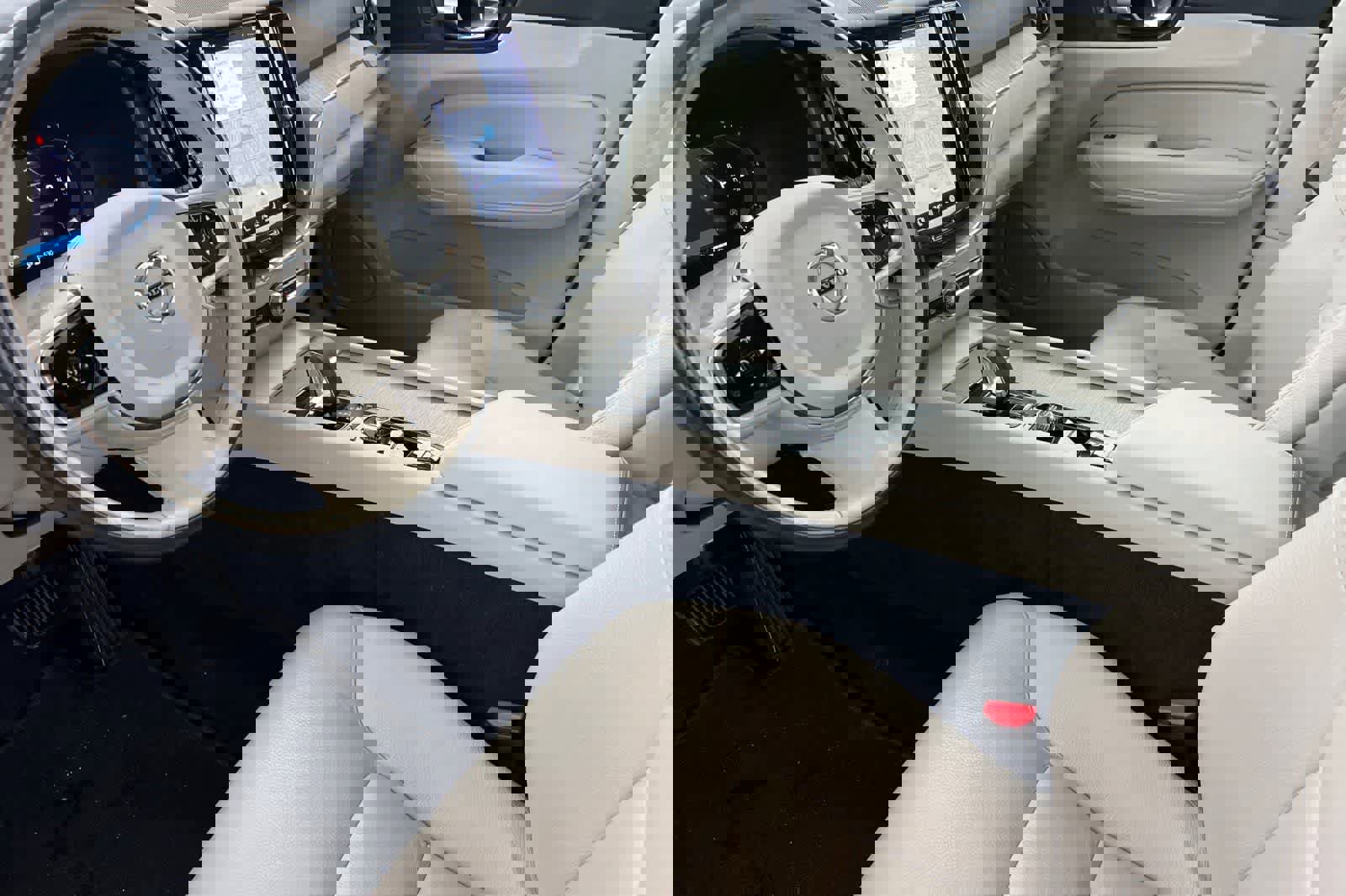 Used 2023 Volvo XC60 B5 Plus image 12