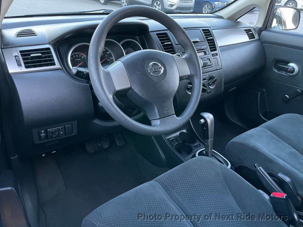 Used 2011 Nissan Versa 1.8 S image 13