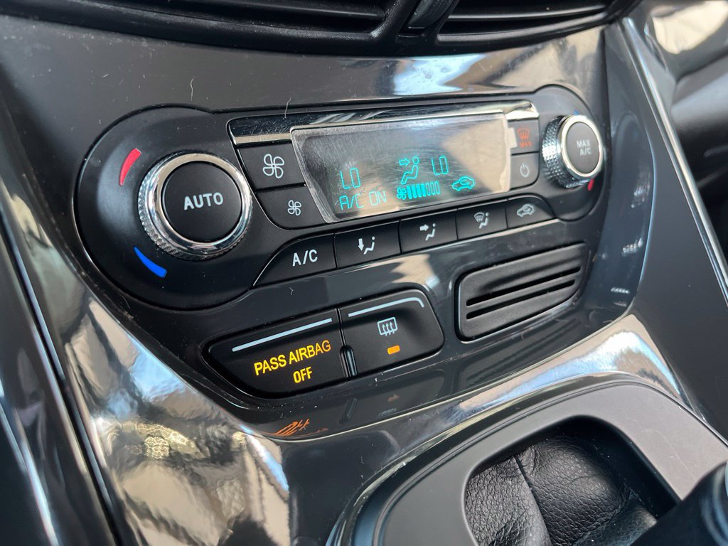 Used 2016 Ford Escape Titanium AWD/4WD image 28