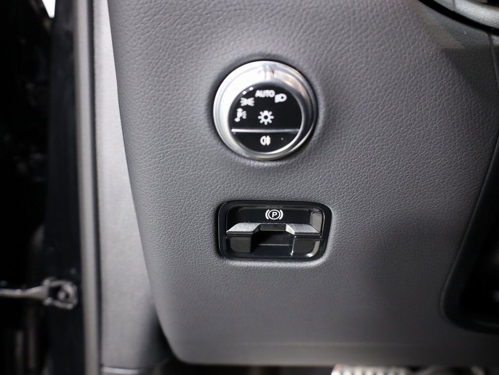 Used 2026 Mercedes-Benz GLC 300 4MATIC image 18