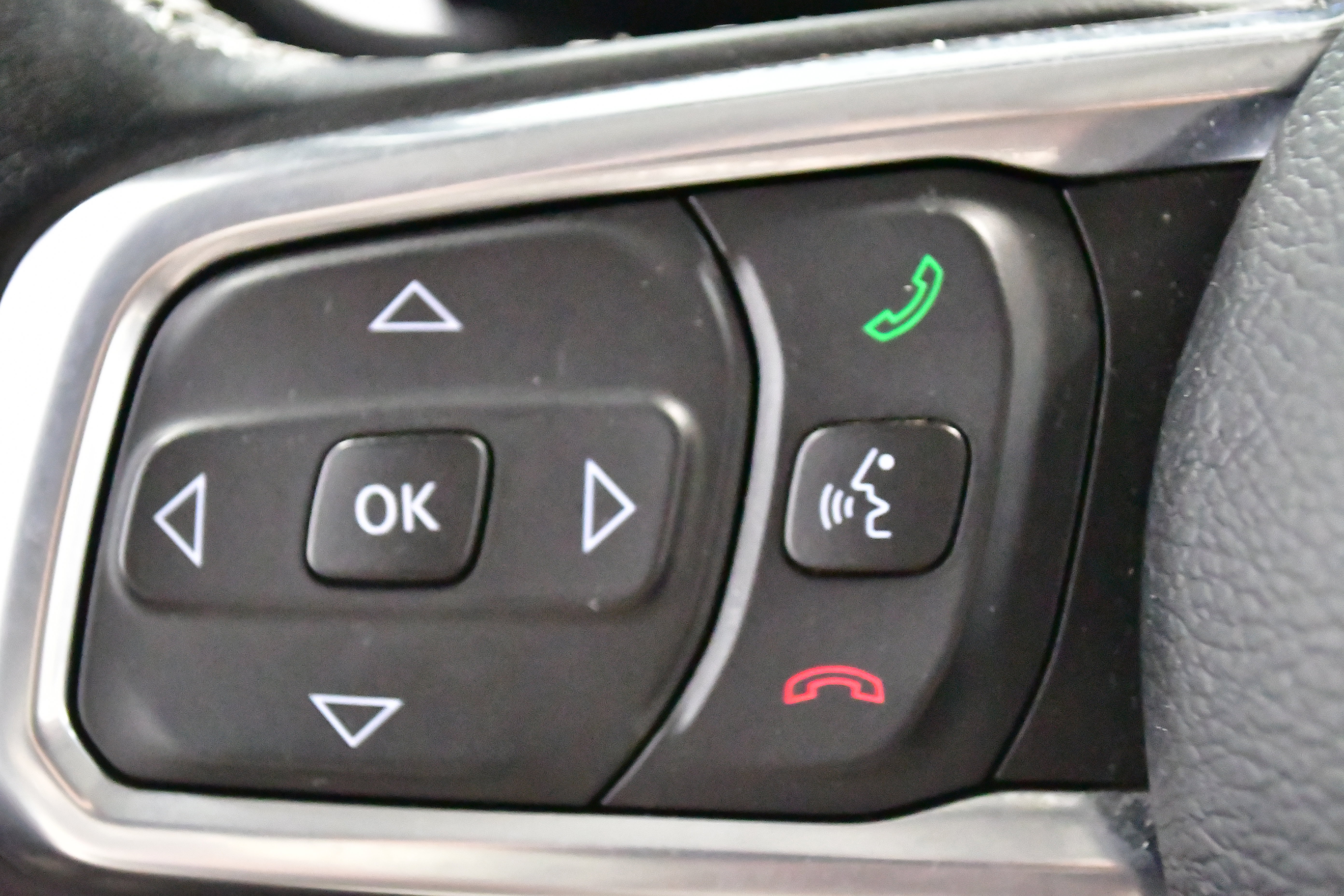 Used 2022 Jeep Wrangler Unlimited Sahara image 35