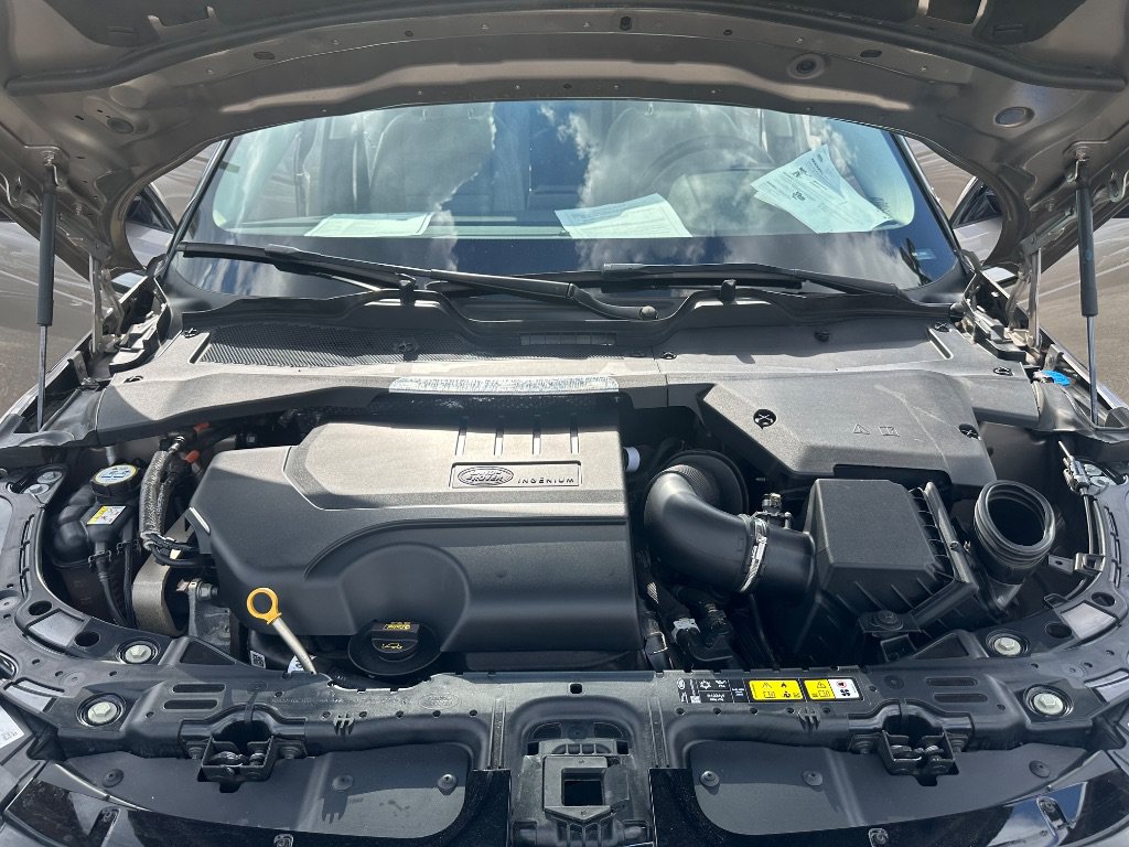 Used 2022 Land Rover Range Rover Evoque S AWD/4WD image 9