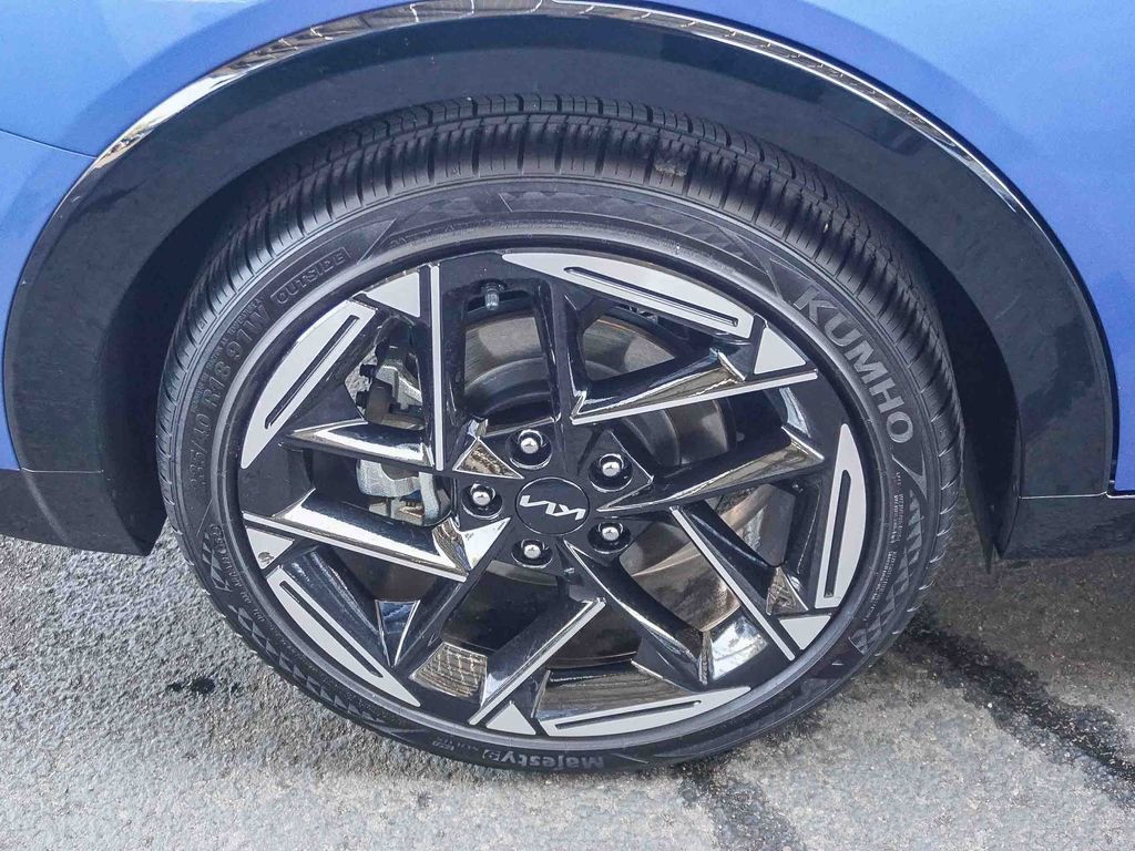 Certified 2025 Kia K4 GT-Line image 9