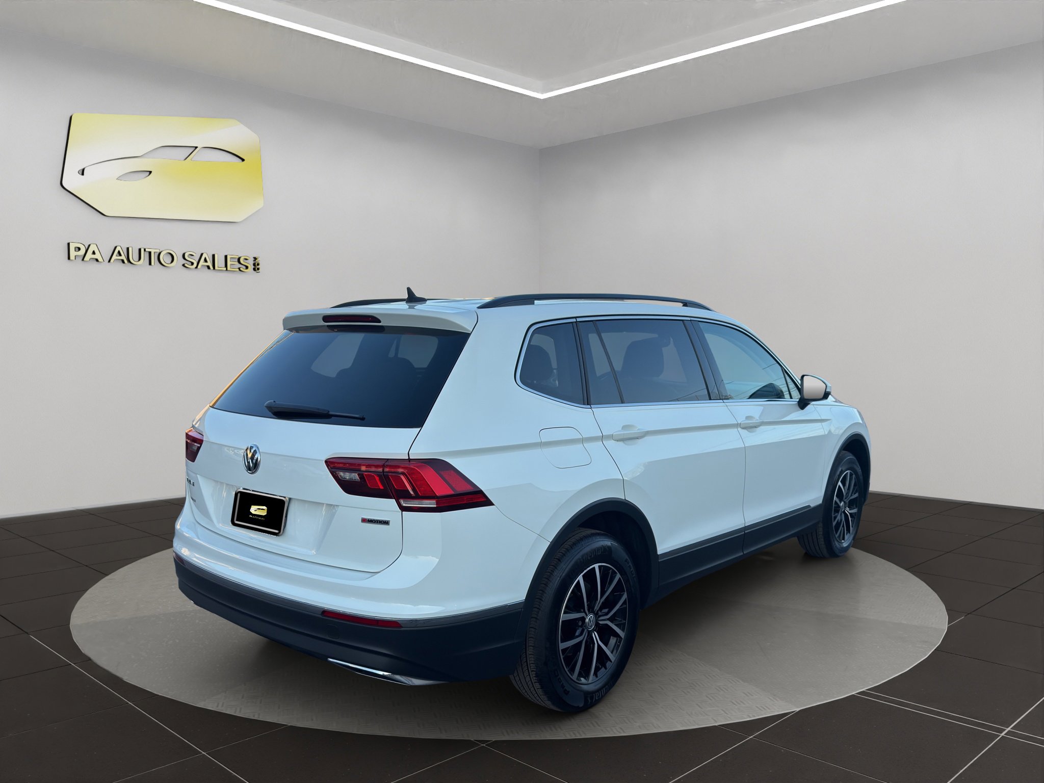 Used 2021 Volkswagen Tiguan SE image 7