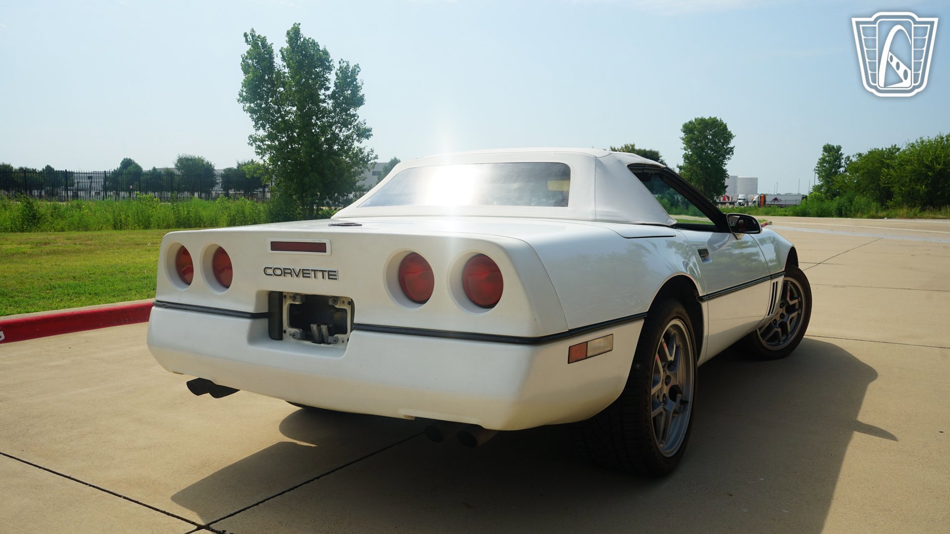 Used 1989 Chevrolet Corvette Convertible image 16
