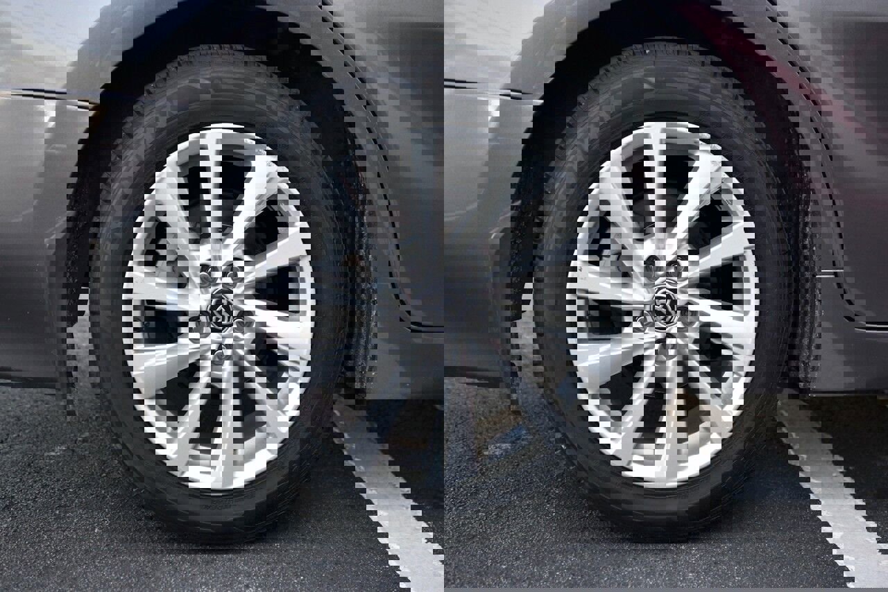 Used 2024 Toyota Camry LE image 13