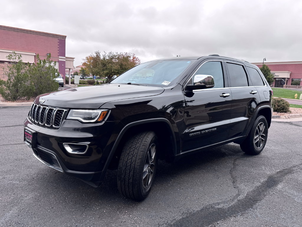 Used 2019 Jeep Grand Cherokee Limited w/ Luxury Group II AWD/4WD image 4