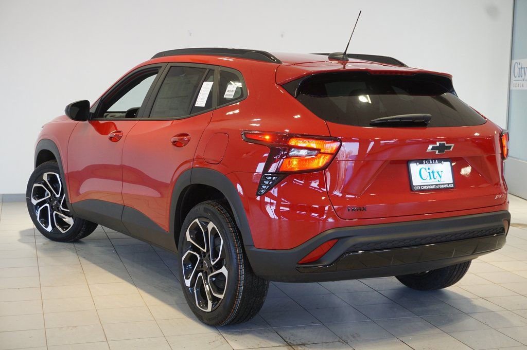 New 2026 Chevrolet Trax RS image 7