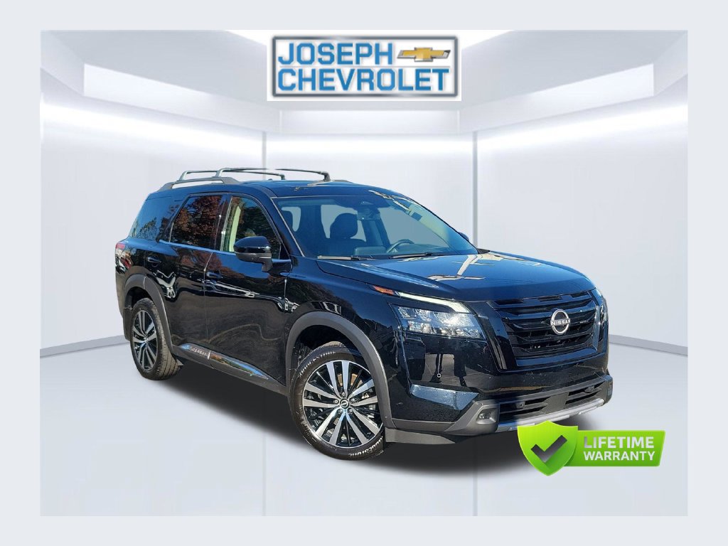 Used 2025 Nissan Pathfinder Platinum w/ Lighting Package (N92) AWD/4WD 360° Tour