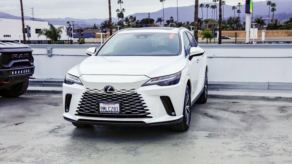Used 2024 Lexus RX 350 350 w/ Technology Package image 4