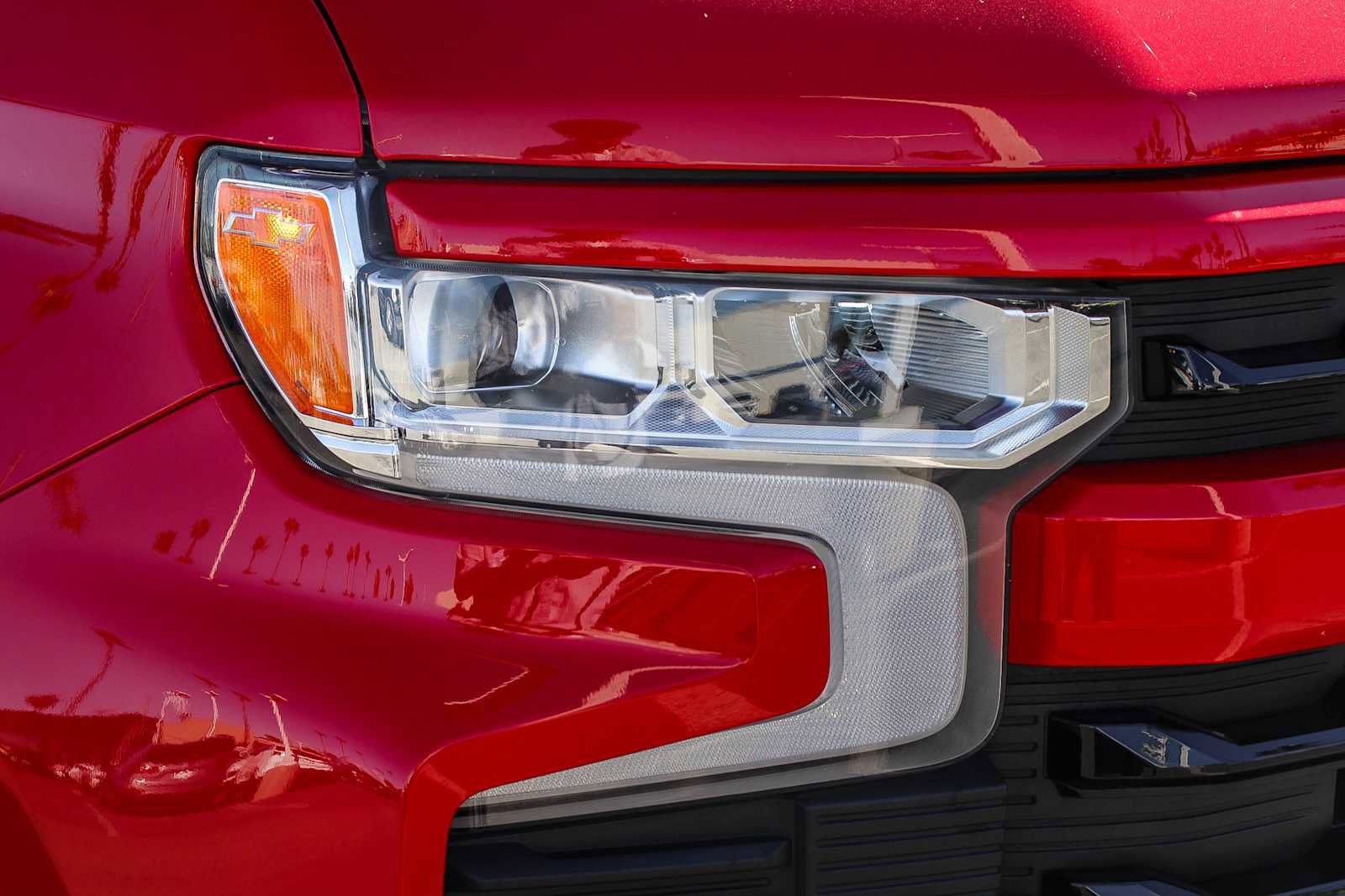 Used 2023 Chevrolet Silverado 1500 RST w/ LPO, Dark Essentials Package image 4