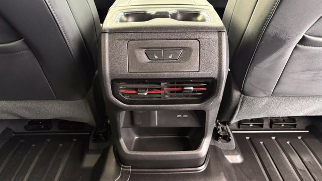 Used 2026 Chevrolet Silverado EV Trail Boss AWD/4WD image 33