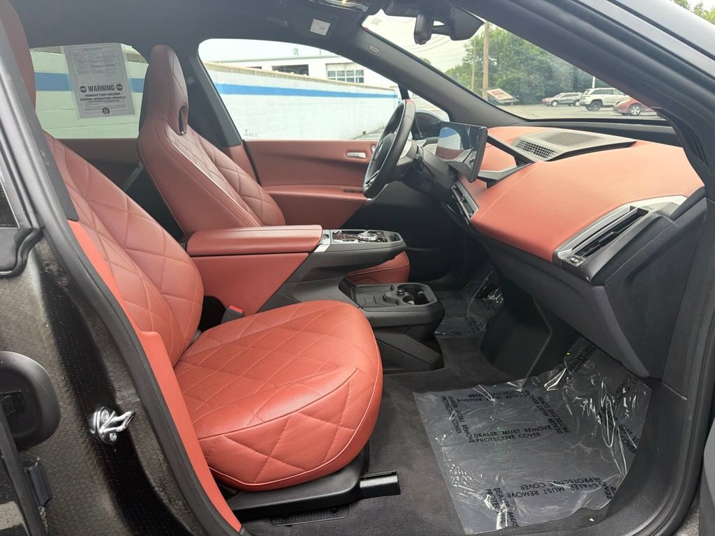 Used 2025 BMW iX M60 AWD/4WD image 26