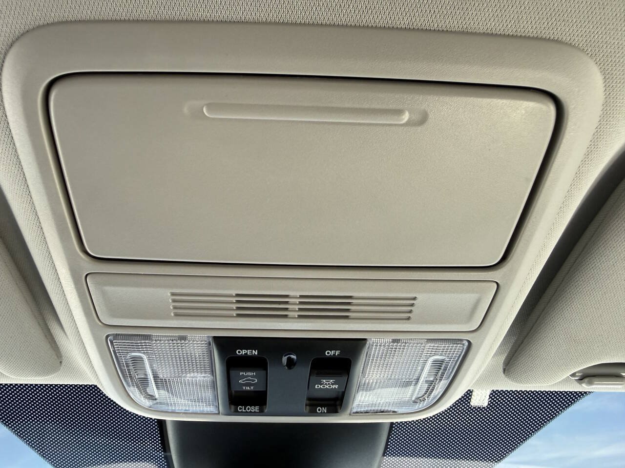 Used 2025 Honda Odyssey EX-L image 35