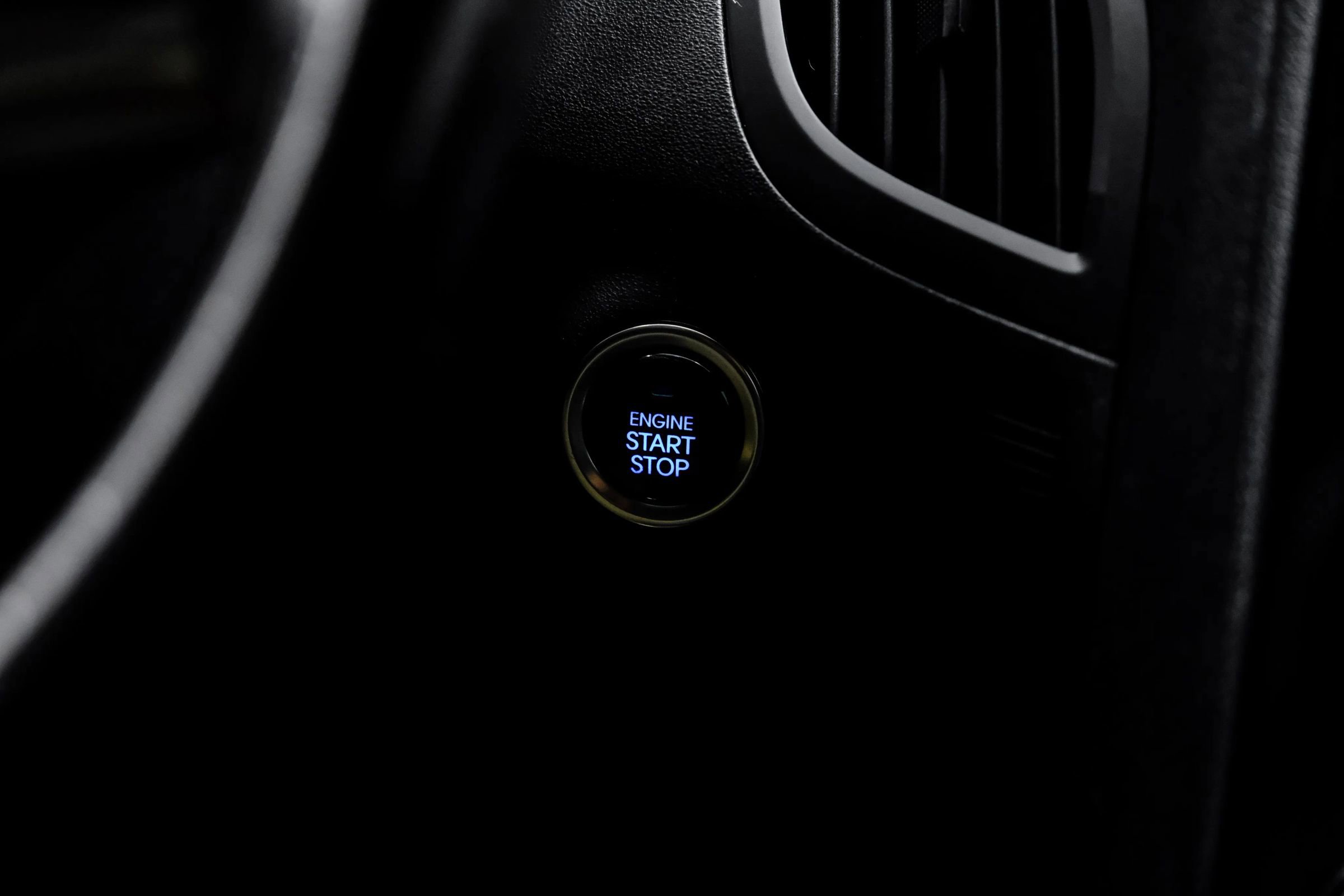 Used 2016 Hyundai Genesis Coupe 3.8 image 26