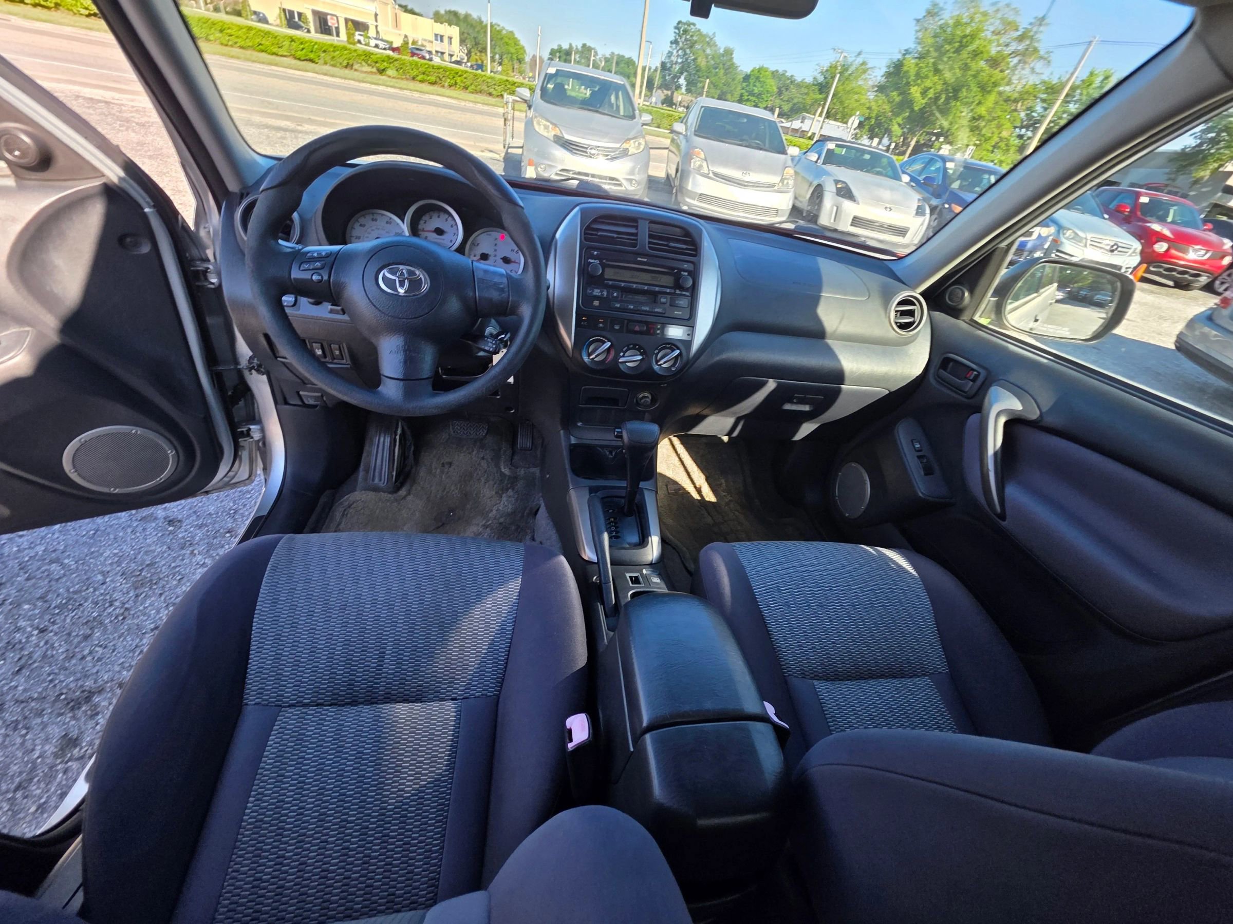 Used 2005 Toyota RAV4 2WD image 15