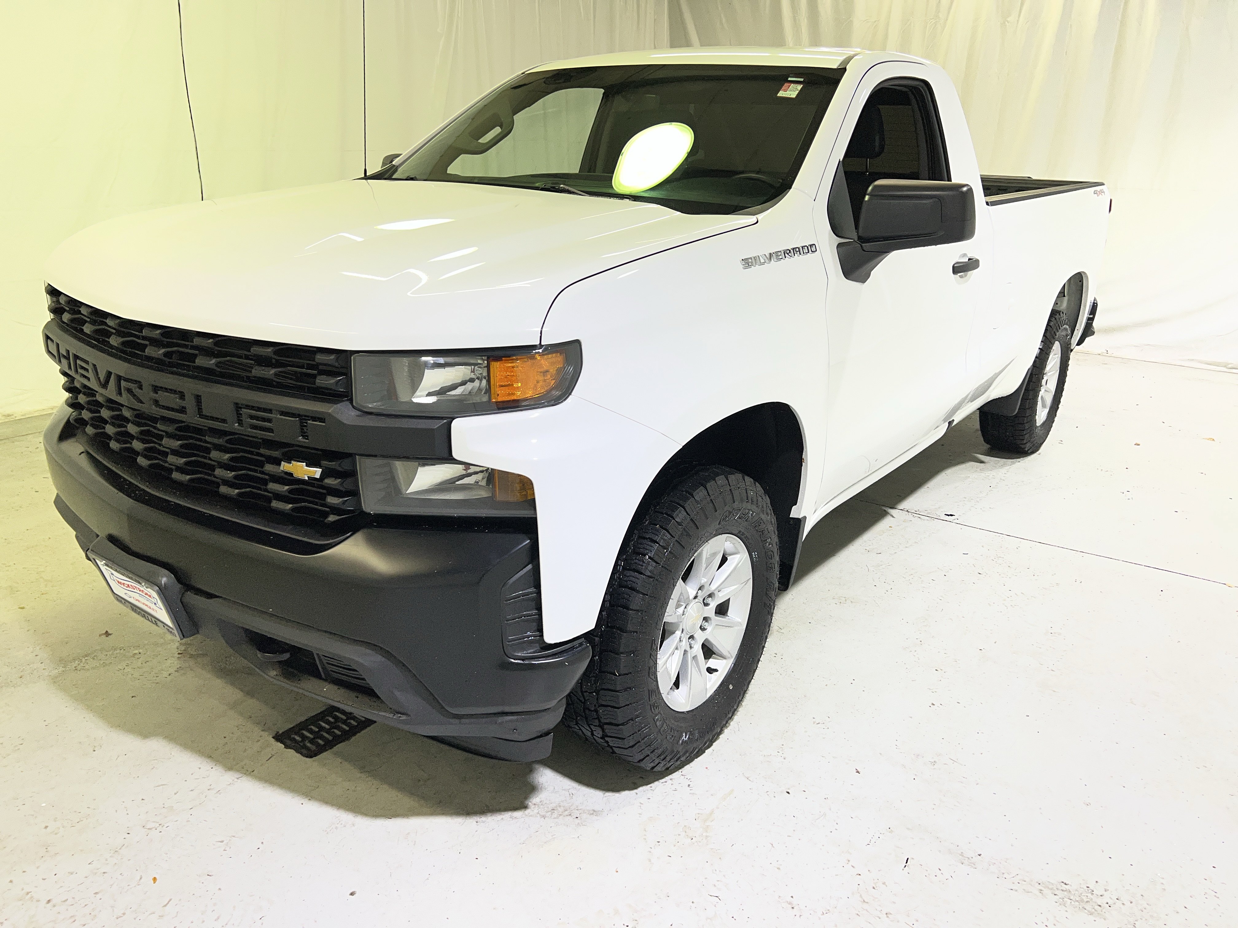 Used 2020 Chevrolet Silverado 1500 W/T w/ WT Value Package AWD/4WD image 6