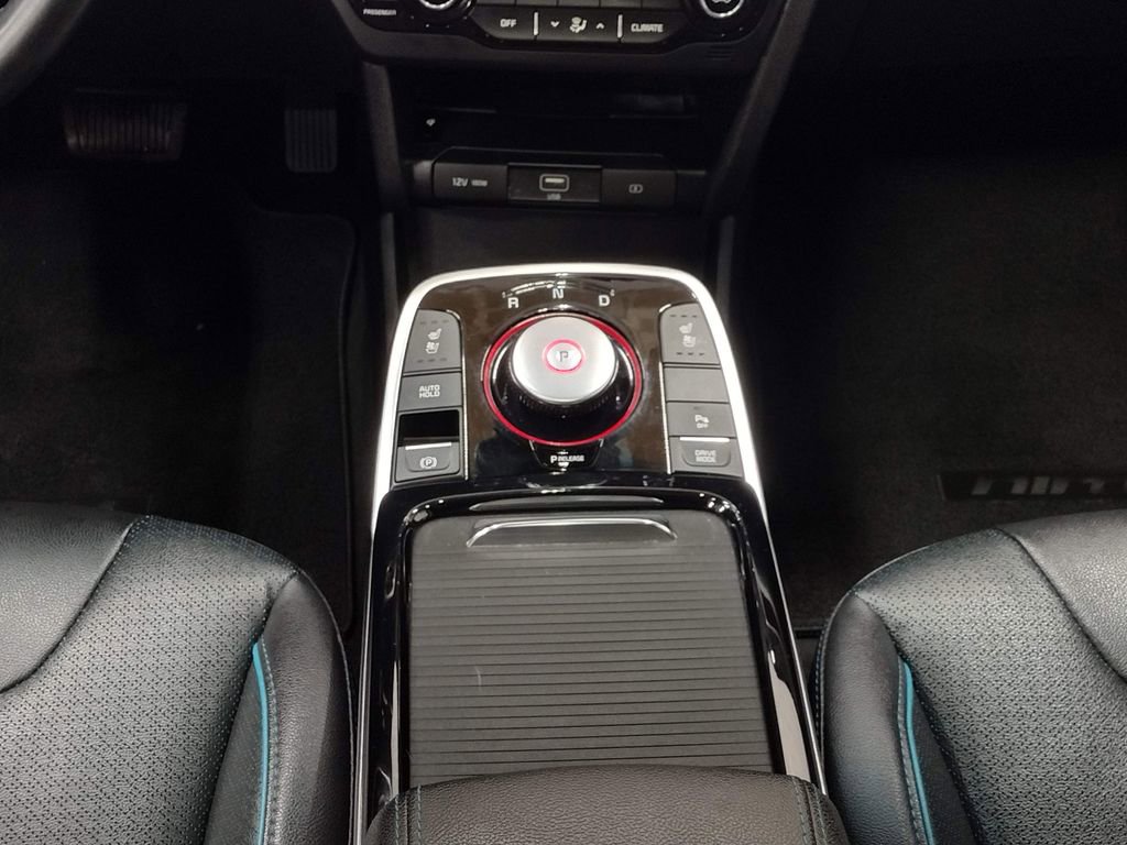 Used 2022 Kia Niro EX Premium image 38