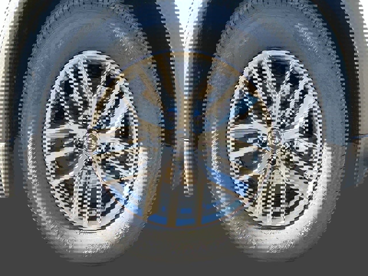 New 2026 Nissan Rogue S image 7