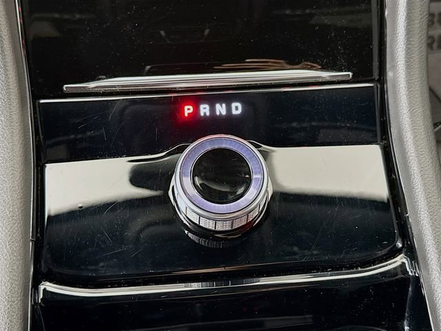 Used 2023 Jeep Grand Cherokee Altitude image 16