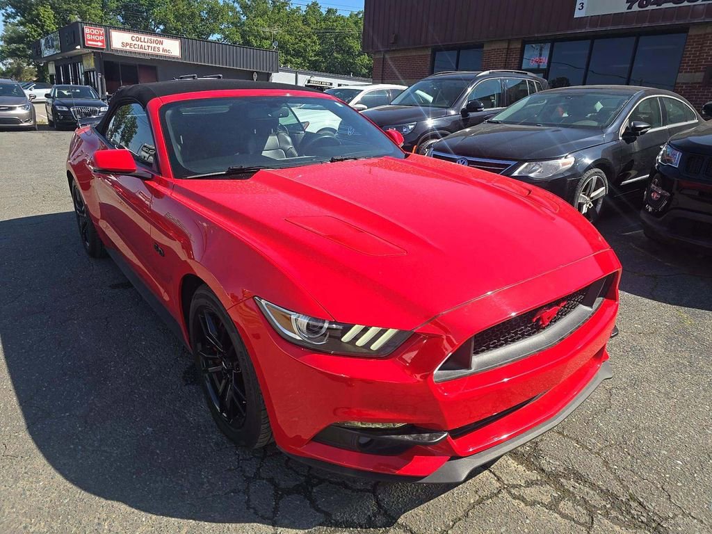 Used 2017 Ford Mustang GT Premium RWD image 1