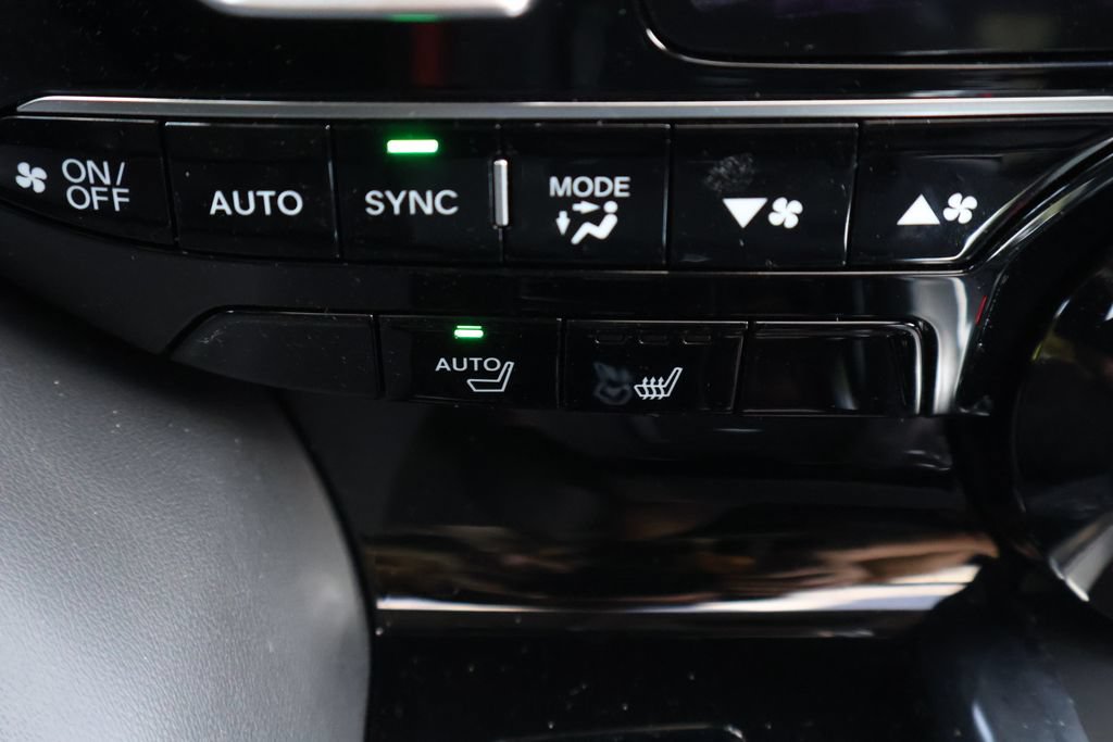 Used 2025 Acura MDX FWD w/ Technology Package image 21