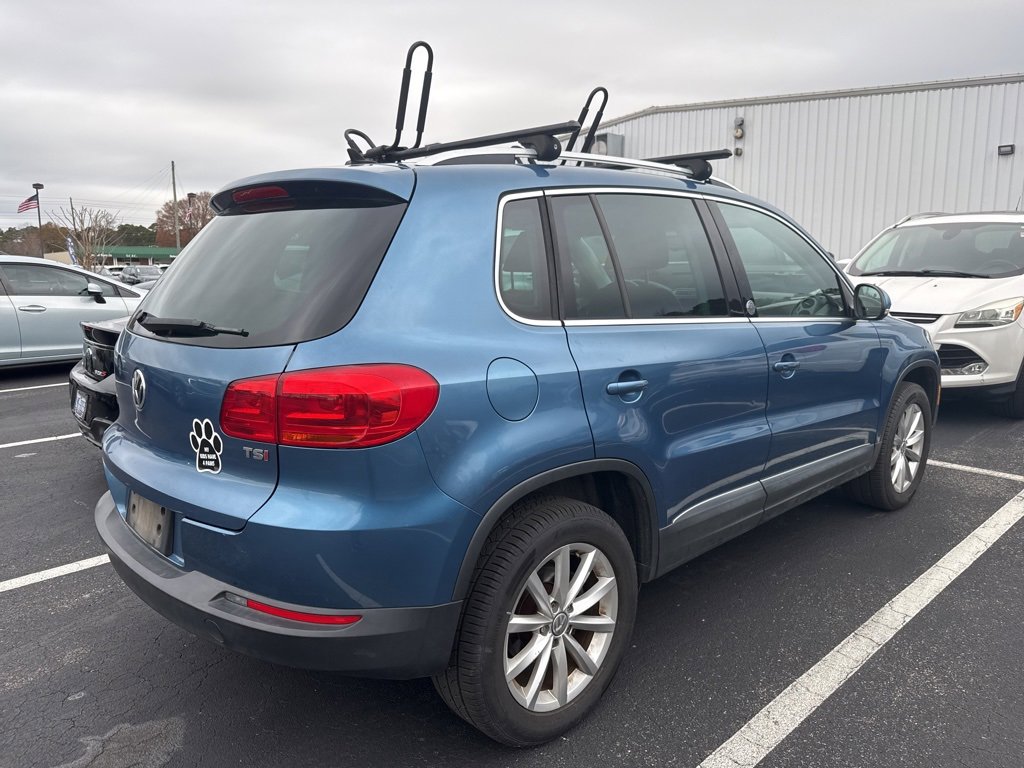 Used 2017 Volkswagen Tiguan Wolfsburg Edition image 3