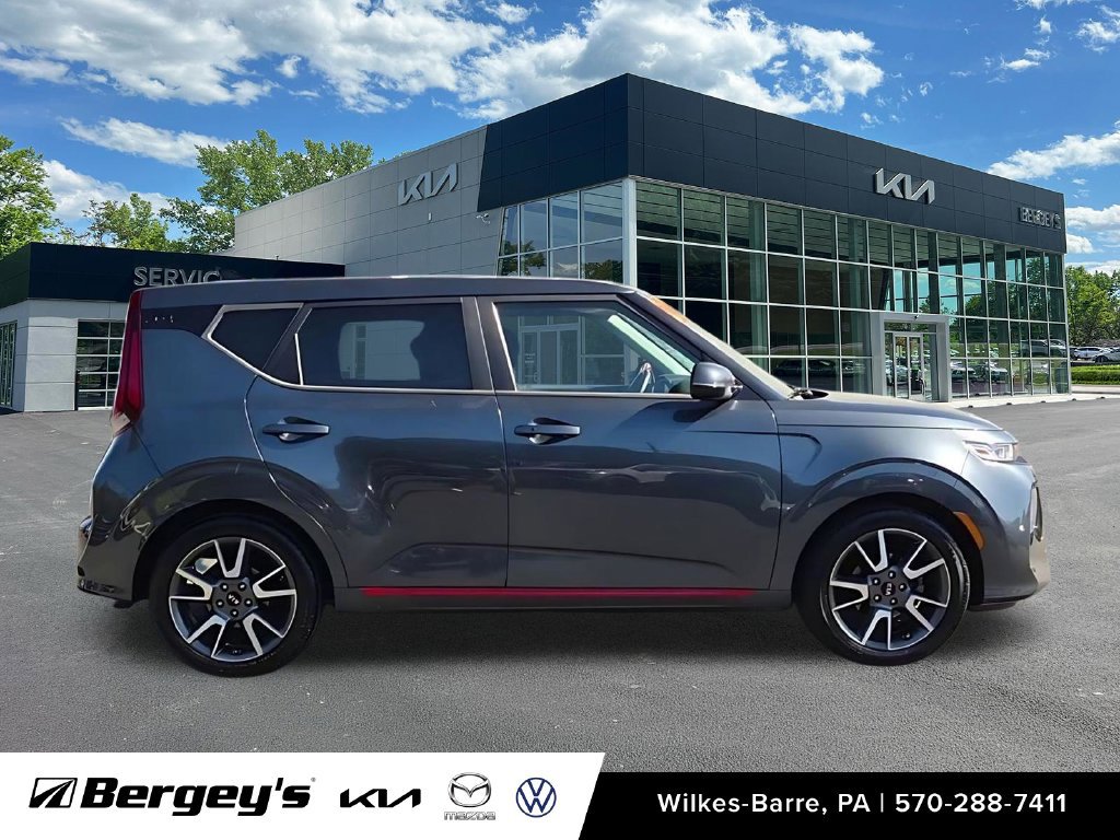Used 2020 Kia Soul GT-Line w/ GT 2.0L Power Sunroof Package FWD image 11