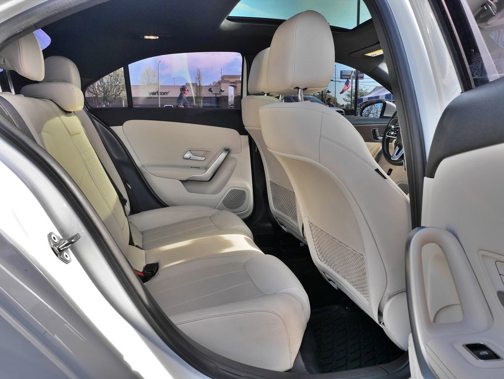 Used 2022 Mercedes-Benz A 220 4MATIC image 8