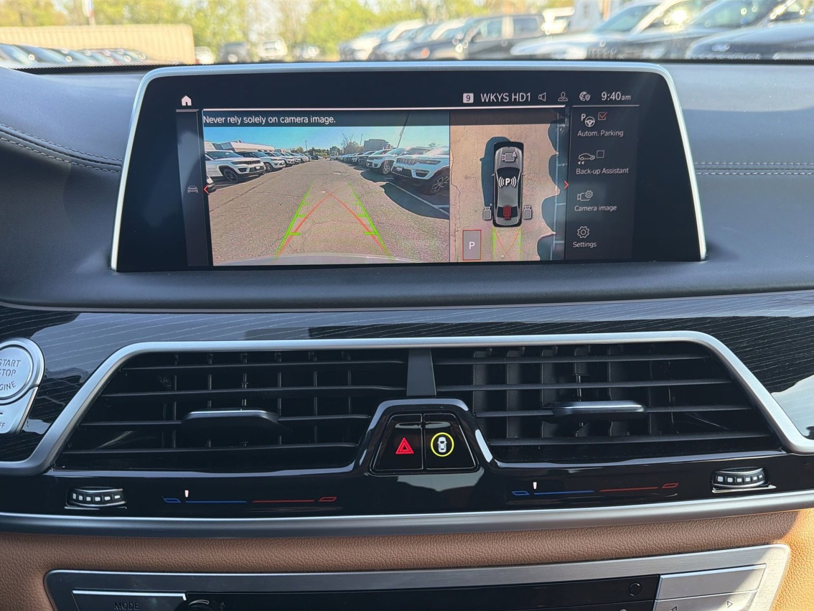 Used 2022 BMW 750i xDrive w/ Executive Package image 19