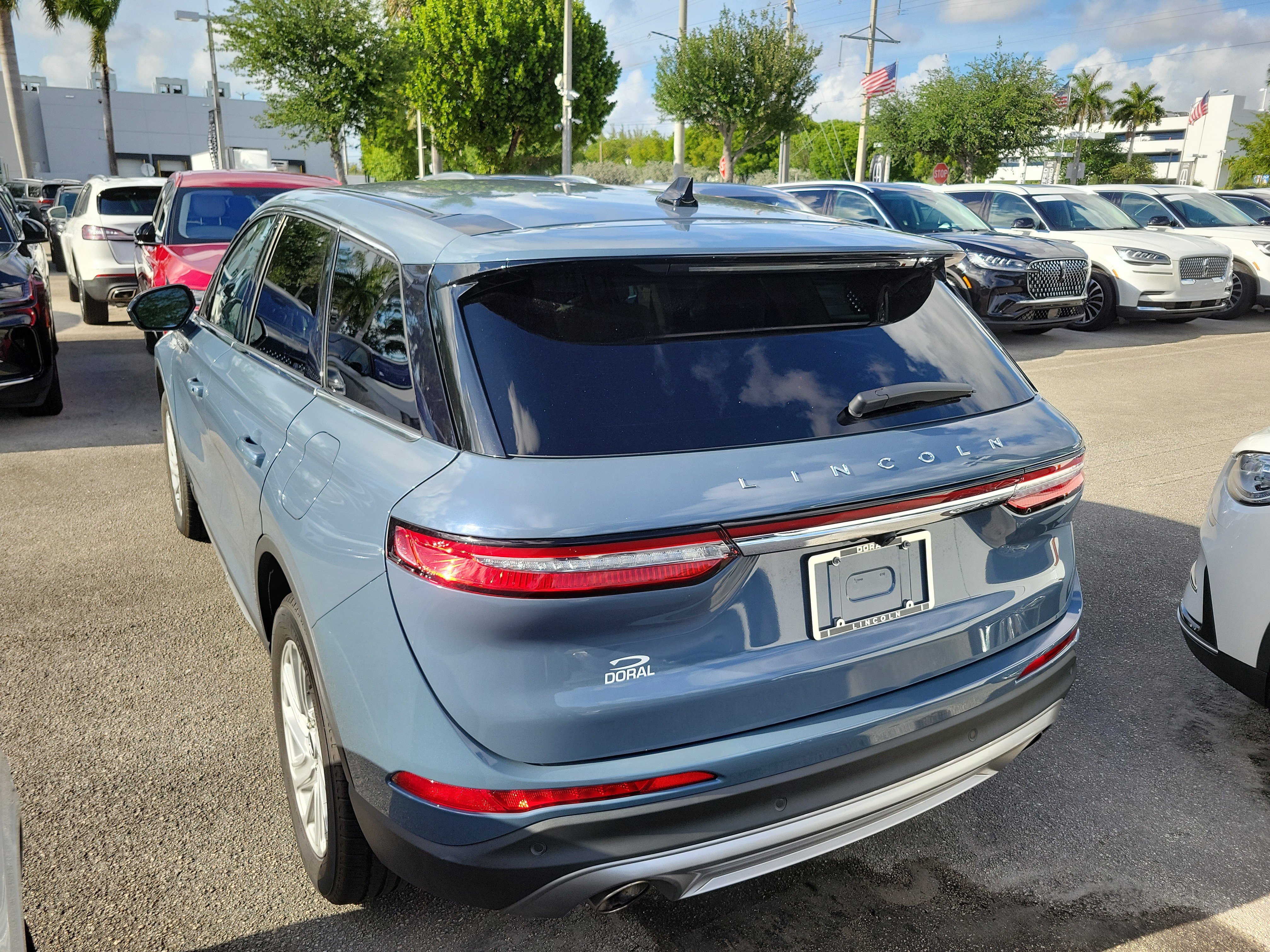 Certified 2024 Lincoln Corsair FWD image 4