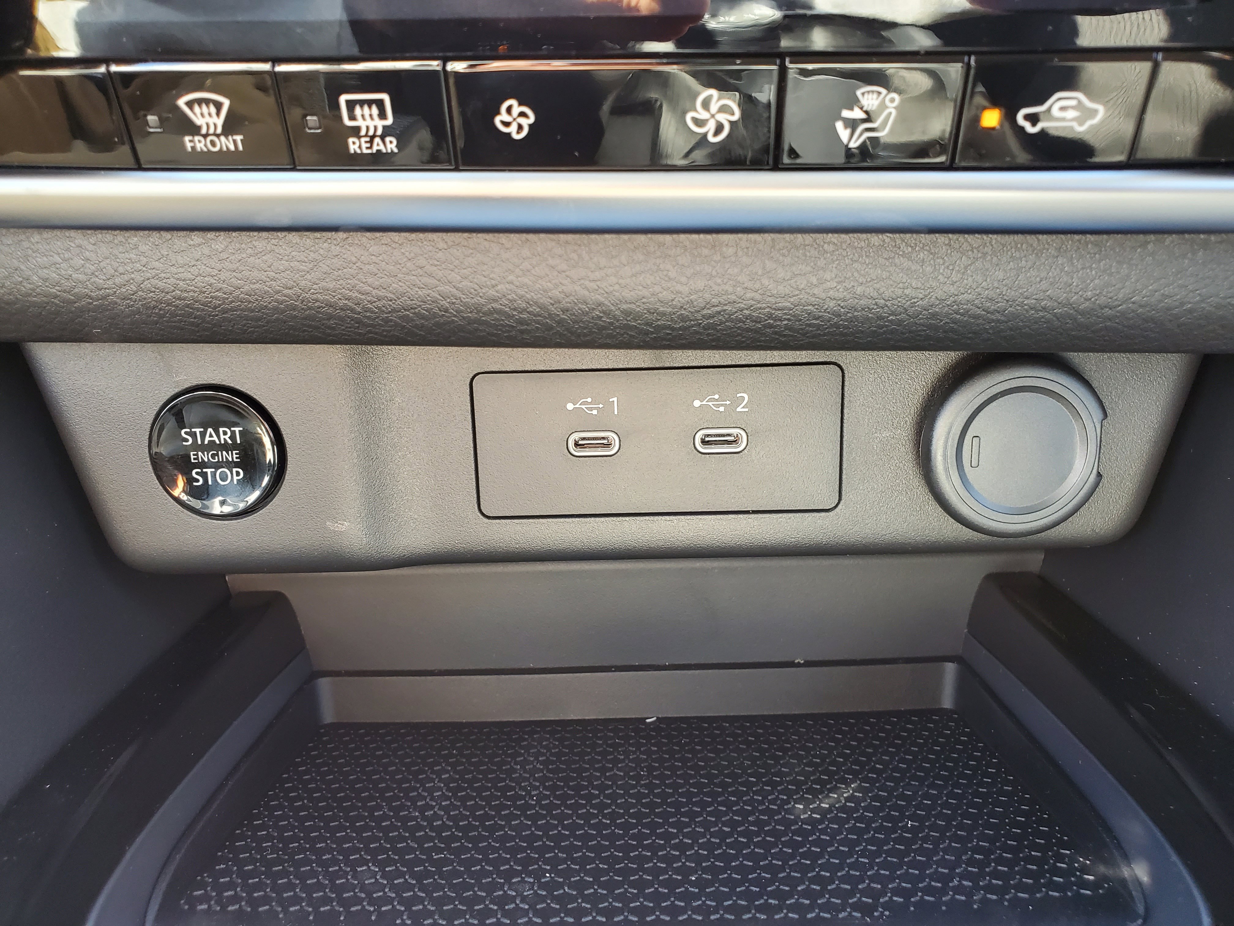 New 2026 Nissan Rogue SV image 24