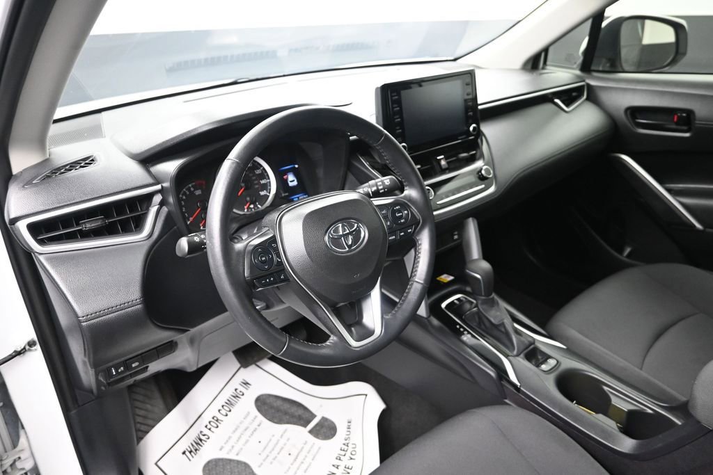 Used 2022 Toyota Corolla Cross LE FWD image 13