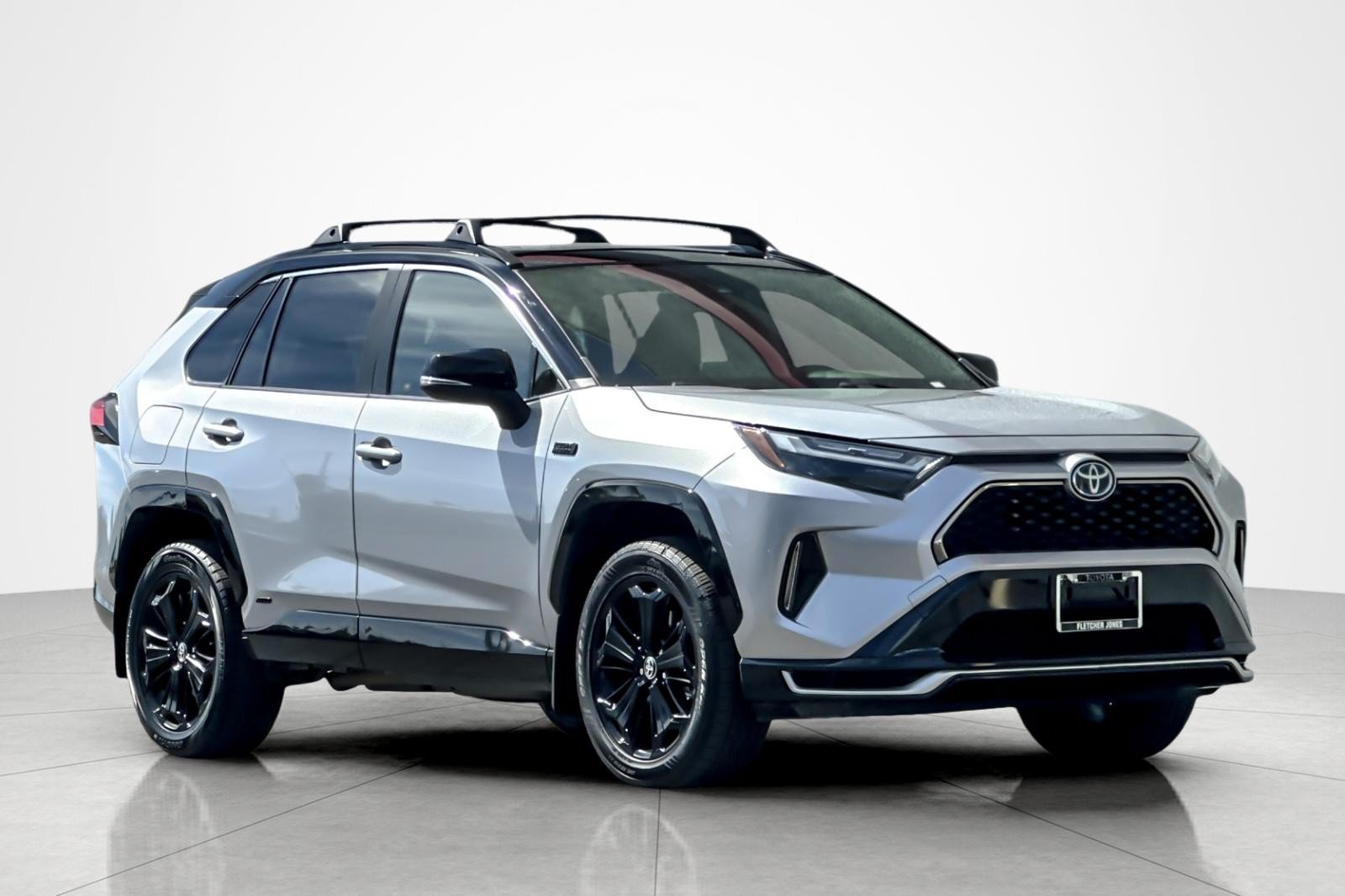 Used 2022 Toyota RAV4 XSE w/ Weather Package AWD/4WD image 7