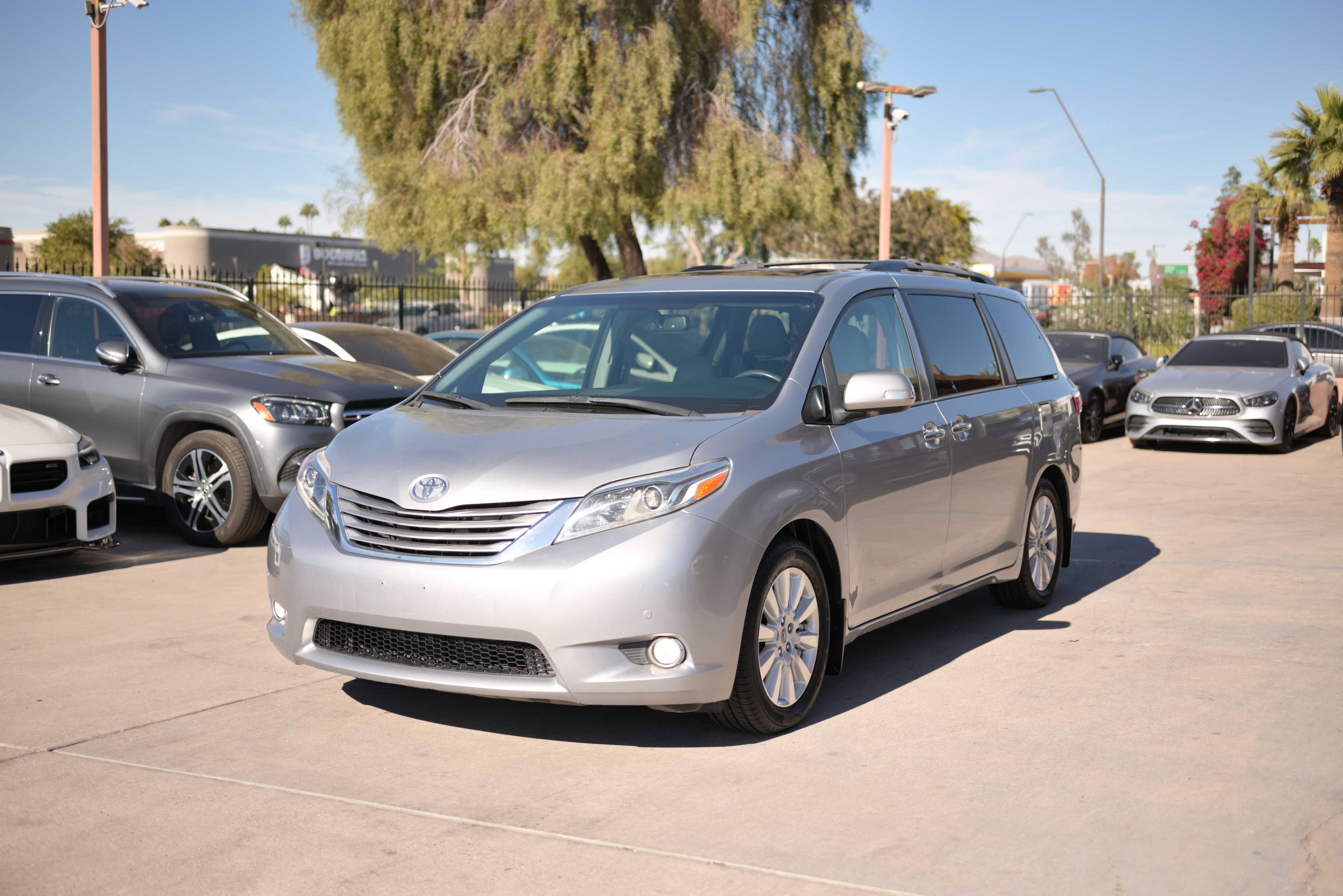 Used 2017 Toyota Sienna Limited
