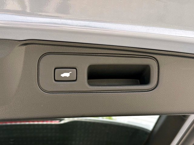 Used 2022 Honda Passport Elite image 12