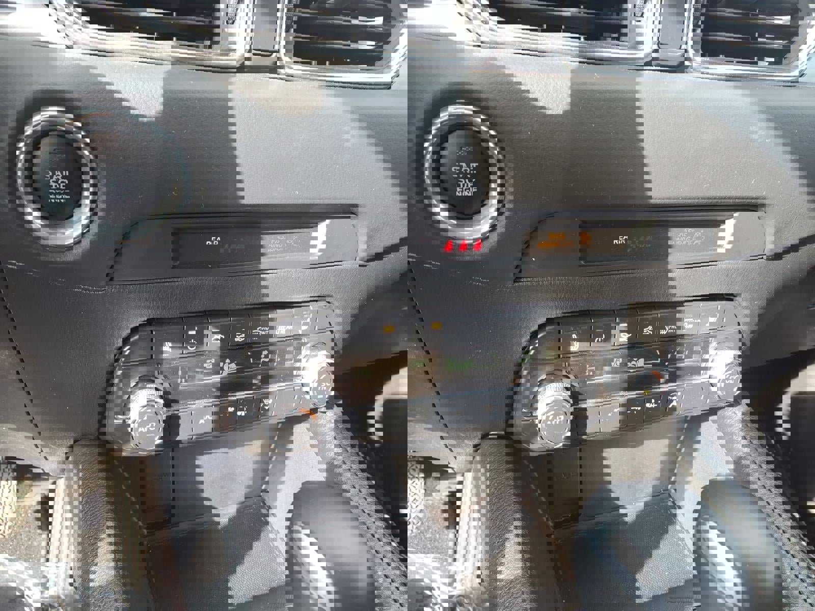 Used 2025 MAZDA CX-5 AWD 2.5 S w/ Select Package image 14