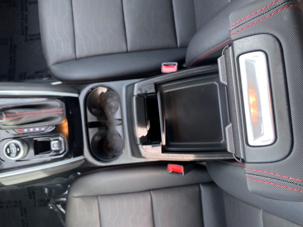 Used 2025 Chevrolet Colorado Z71 w/ Z71 Convenience Package 2 AWD/4WD image 26