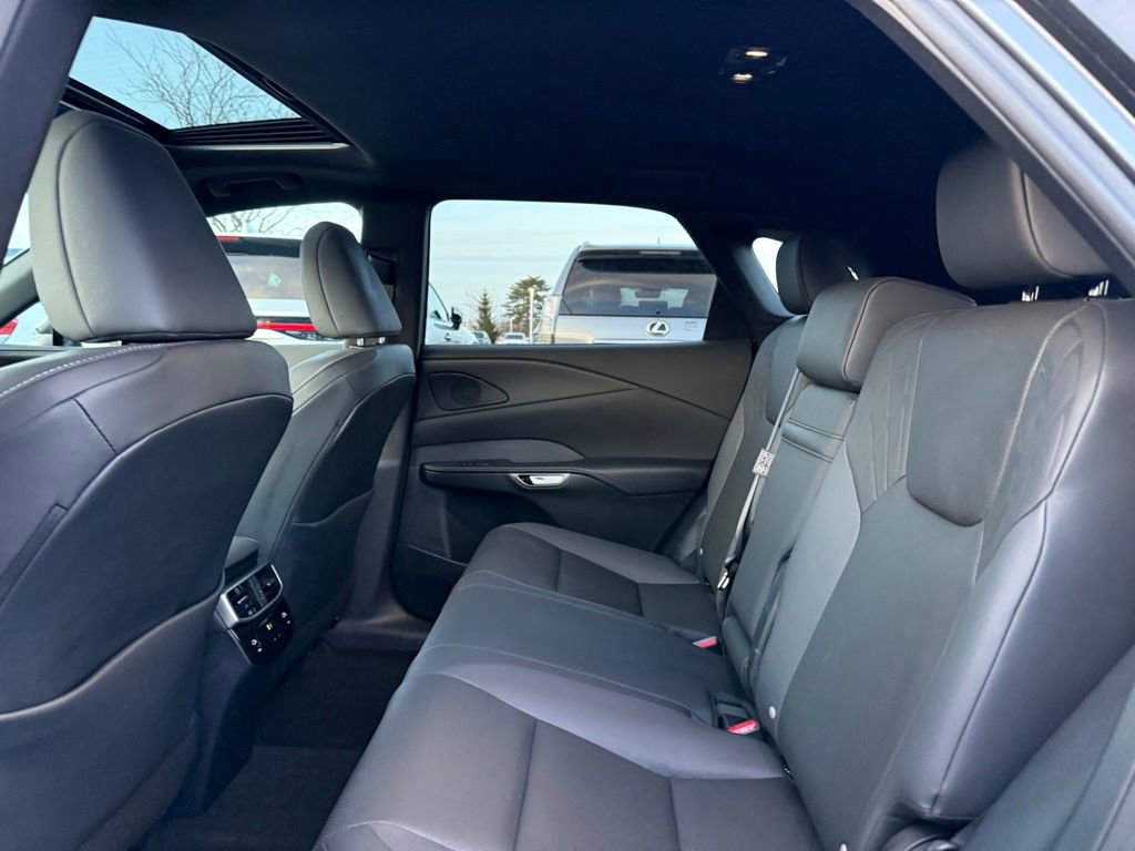 Certified 2024 Lexus RX 350 Premium w/ Accessory Package (K3) image 16