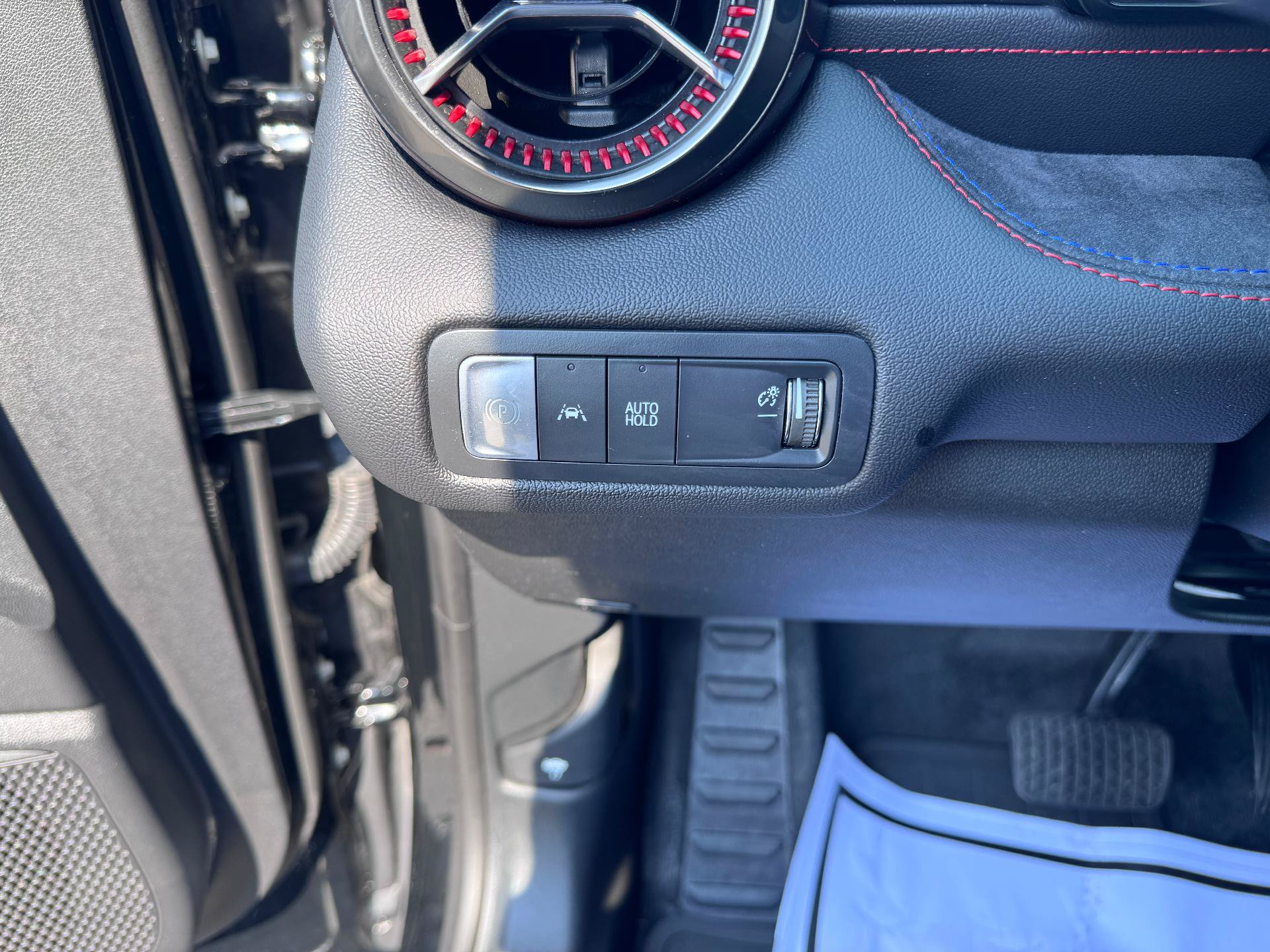 Used 2025 Chevrolet Blazer EV RS AWD/4WD image 27