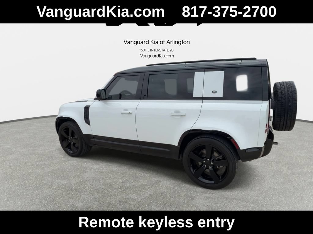 Used 2023 Land Rover Defender 110 X-Dynamic SE AWD/4WD image 7