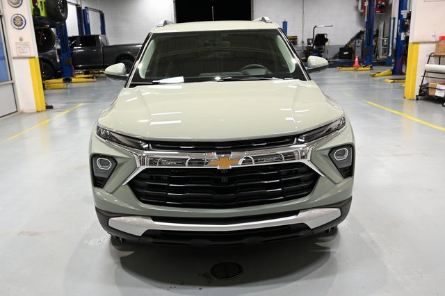 New 2026 Chevrolet TrailBlazer LT image 2