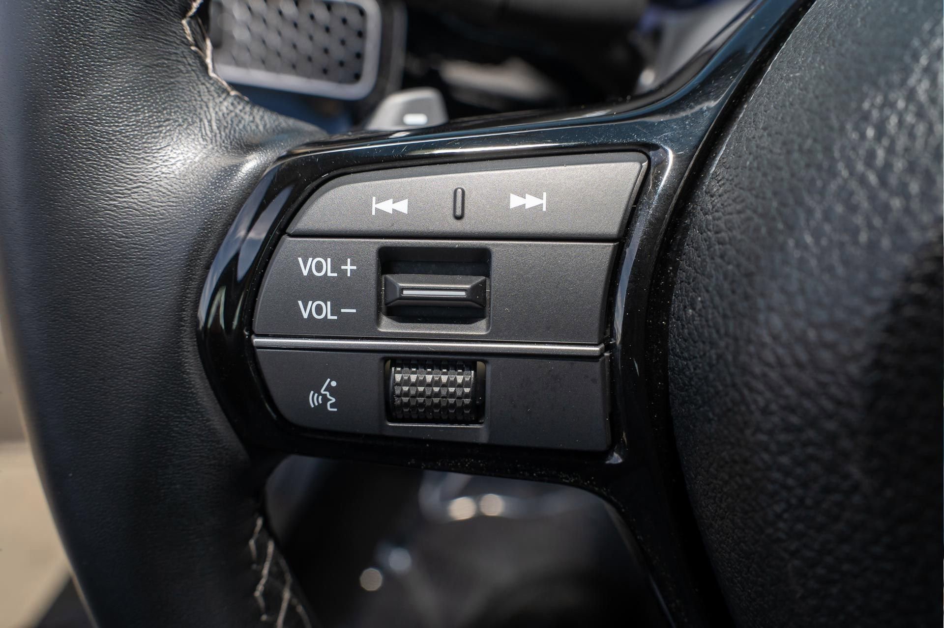 Certified 2023 Honda Civic Touring image 30