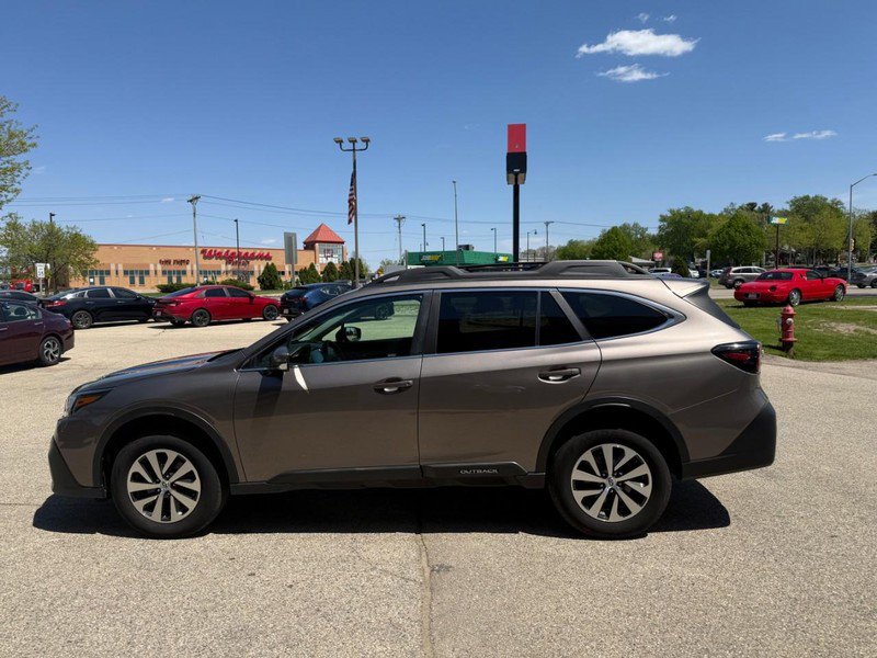 Used 2022 Subaru Outback Premium AWD/4WD image 8