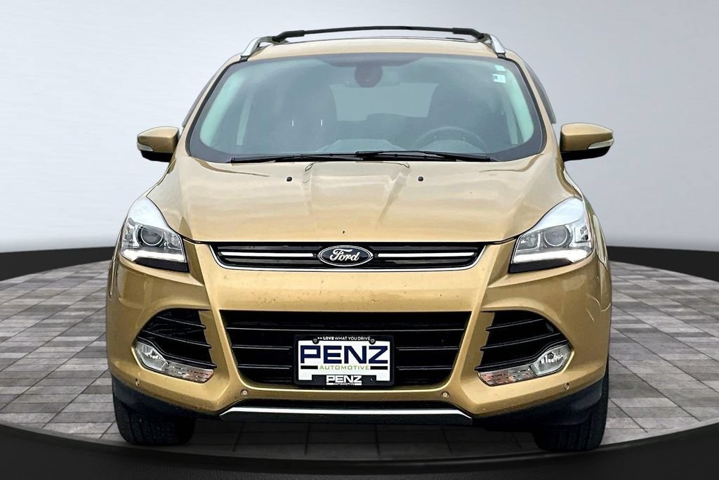 Used 2014 Ford Escape Titanium w/ Equipment Group 401A AWD/4WD image 2
