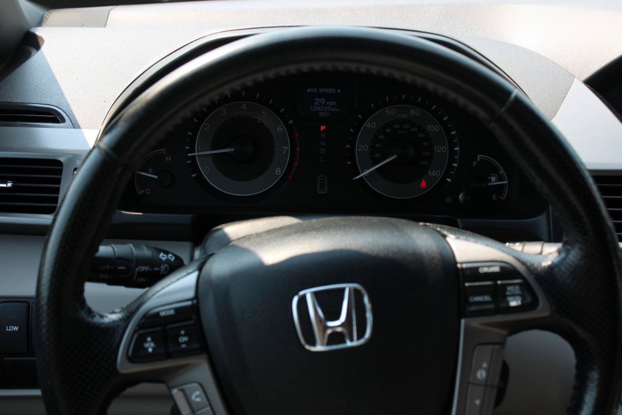 Used 2015 Honda Odyssey Touring image 8